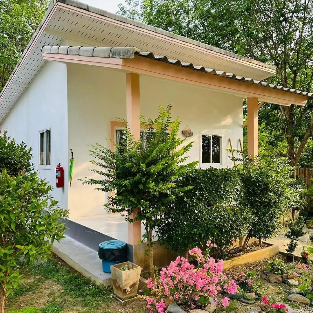 Enda Lanta Bungalows 란타섬